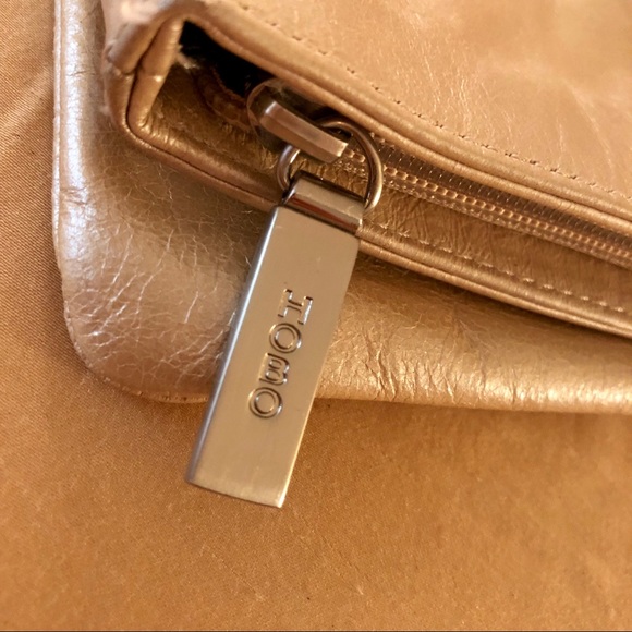 Gorgeous HOBO Int’l Magnetic Folding Clutch - Picture 6 of 6